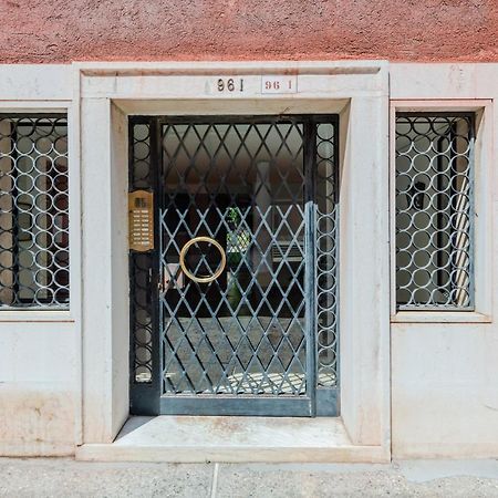 Venezia- S. Lucia Train Station Lovely Apartment! Exterior photo